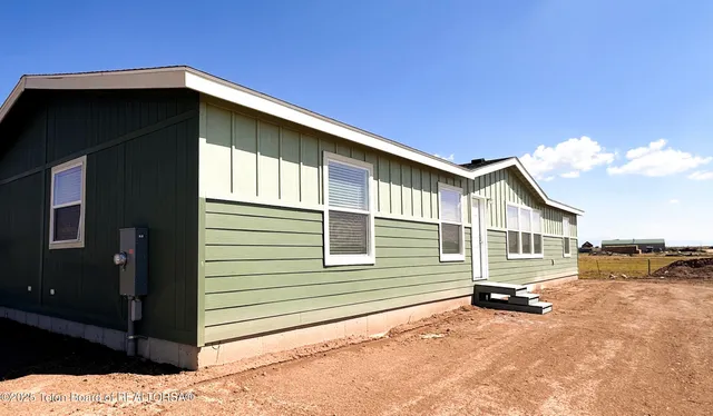 $650,000 | 75 Forty Rod Road, Pinedale, WY 82941