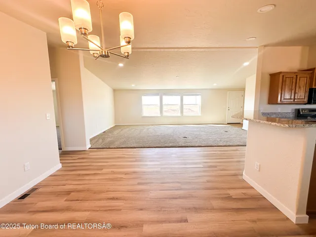 $650,000 | 75 Forty Rod Road, Pinedale, WY 82941