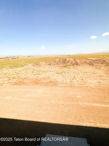 $650,000 | 75 Forty Rod Road, Pinedale, WY 82941