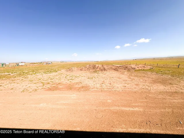 $650,000 | 75 Forty Rod Road, Pinedale, WY 82941