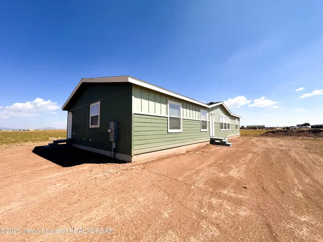 $650,000 | 75 Forty Rod Road, Pinedale, WY 82941