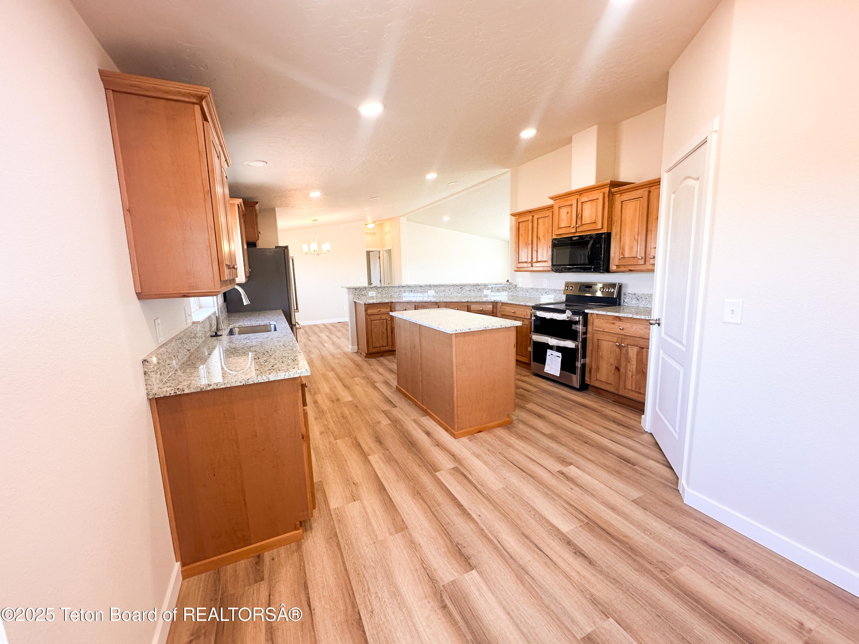 75 Forty Rod Road Pinedale, WY 82941 - Photo 5 of 43 IMG_6776