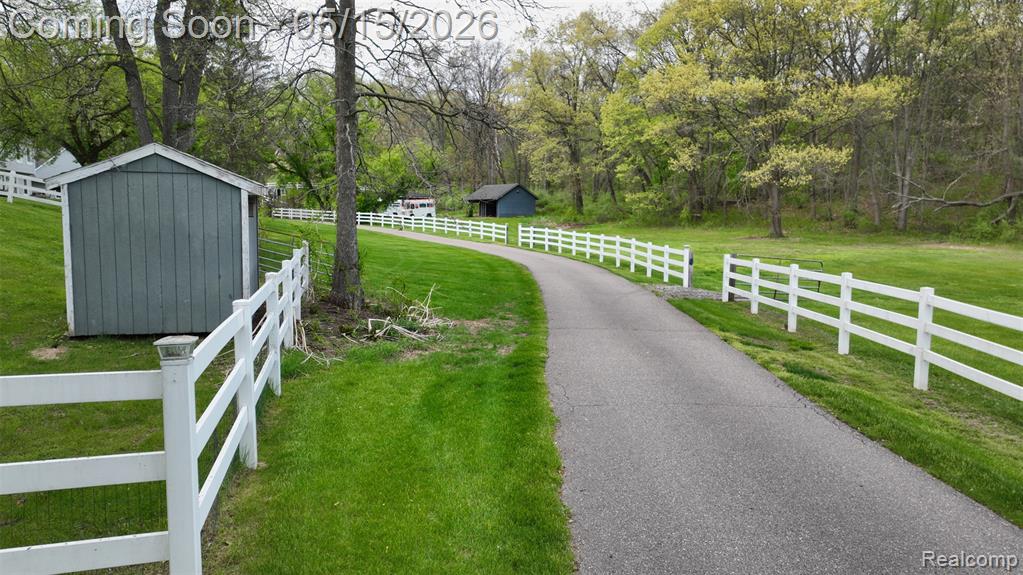 10300 Clark Road Davisburg, MI 48350 - Photo 32 of 39