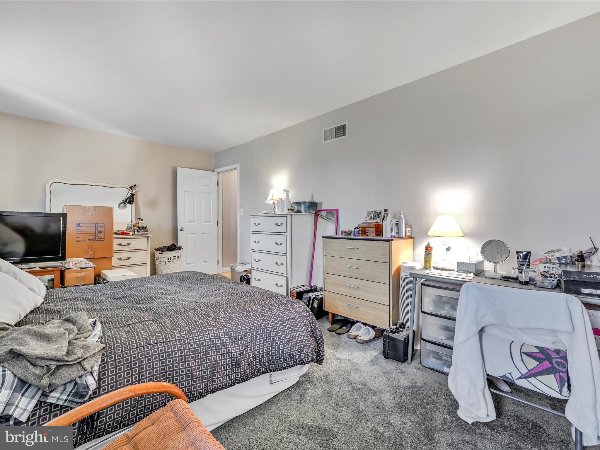 278 Point Circle York, PA 17406 - Photo 17 of 27 Bedroom 2b