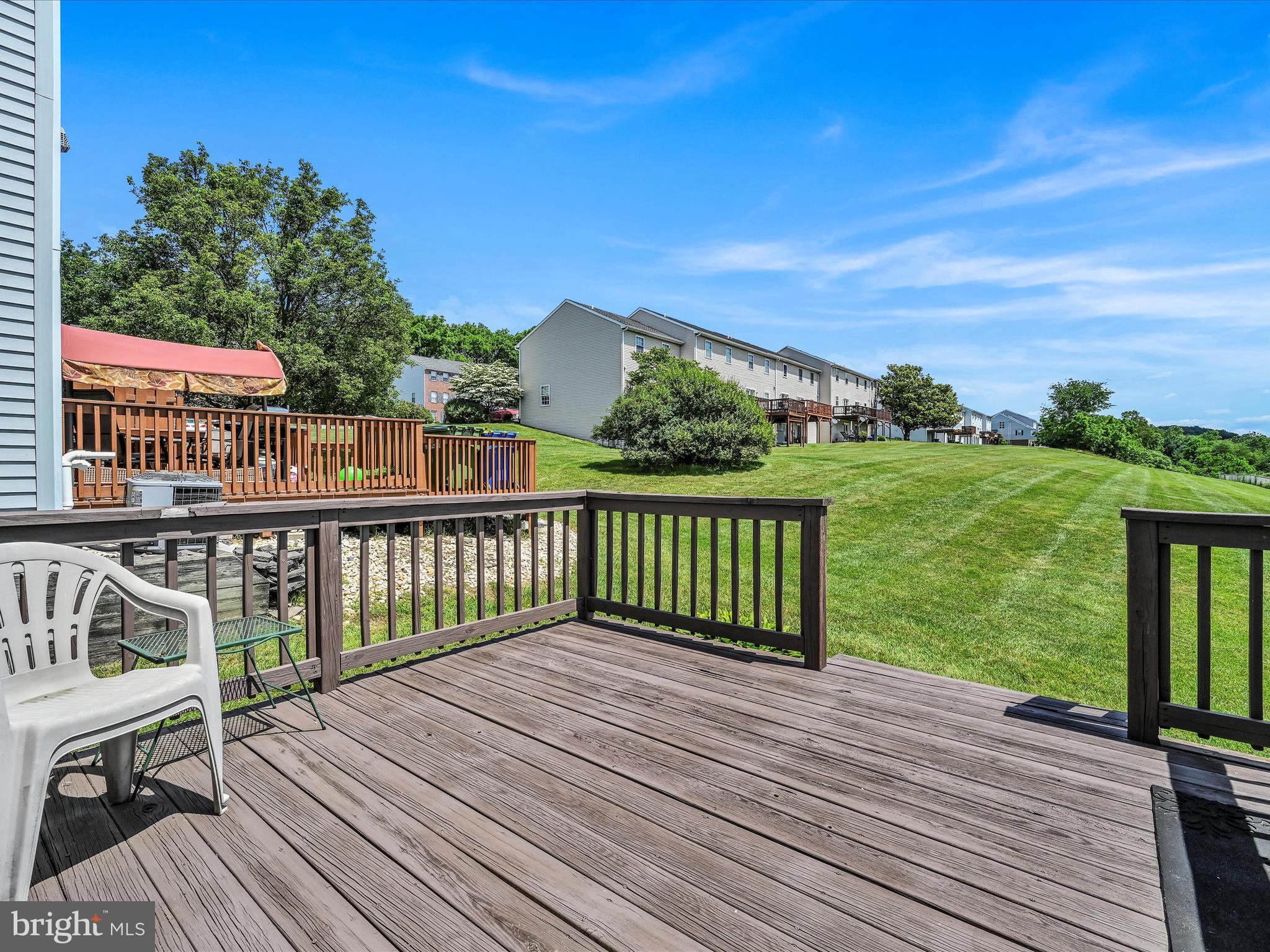 278 Point Circle York, PA 17406 - Photo 23 of 27 Deck