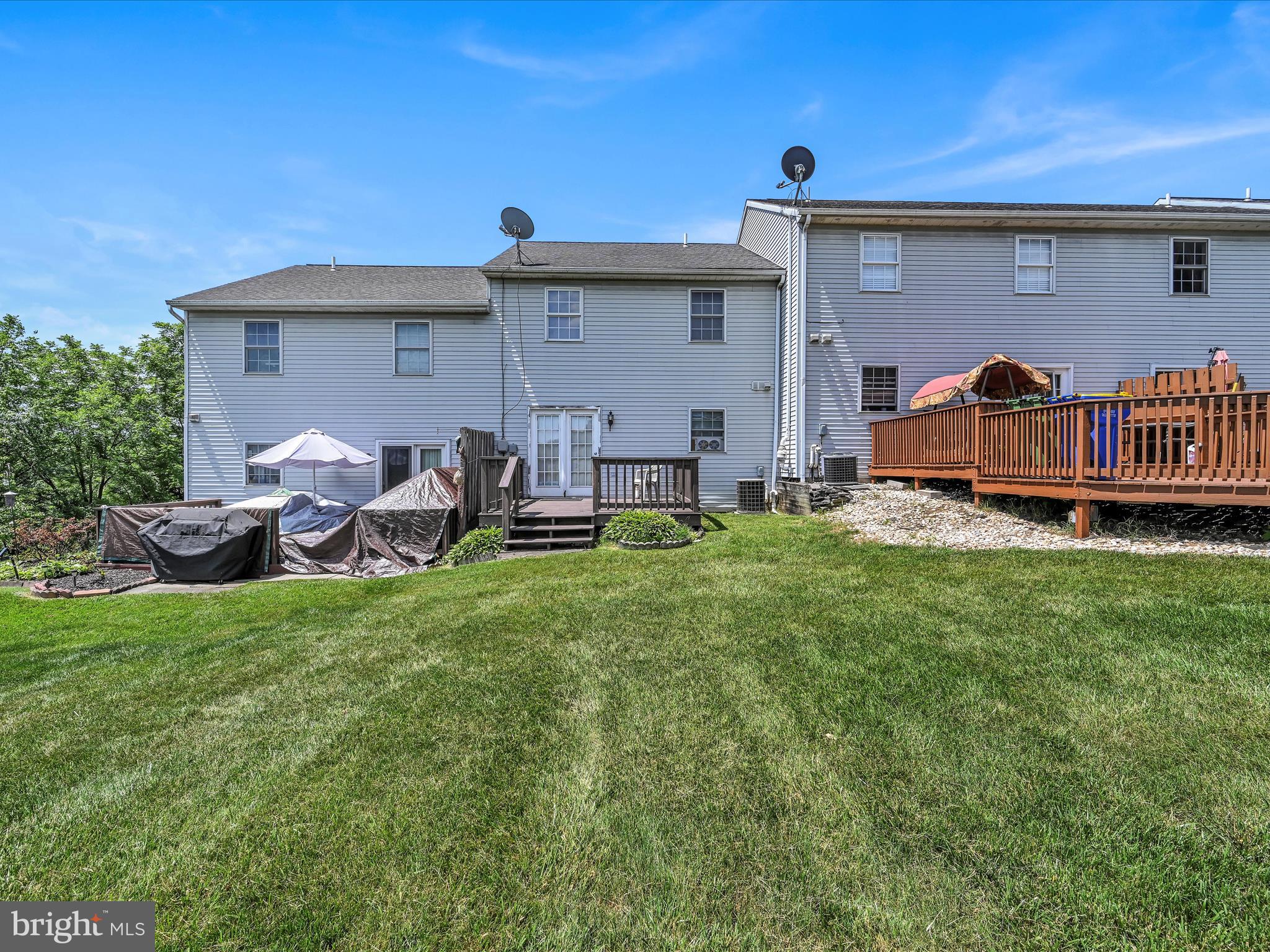 278 Point Circle York, PA 17406 - Photo 24 of 27 Backyard