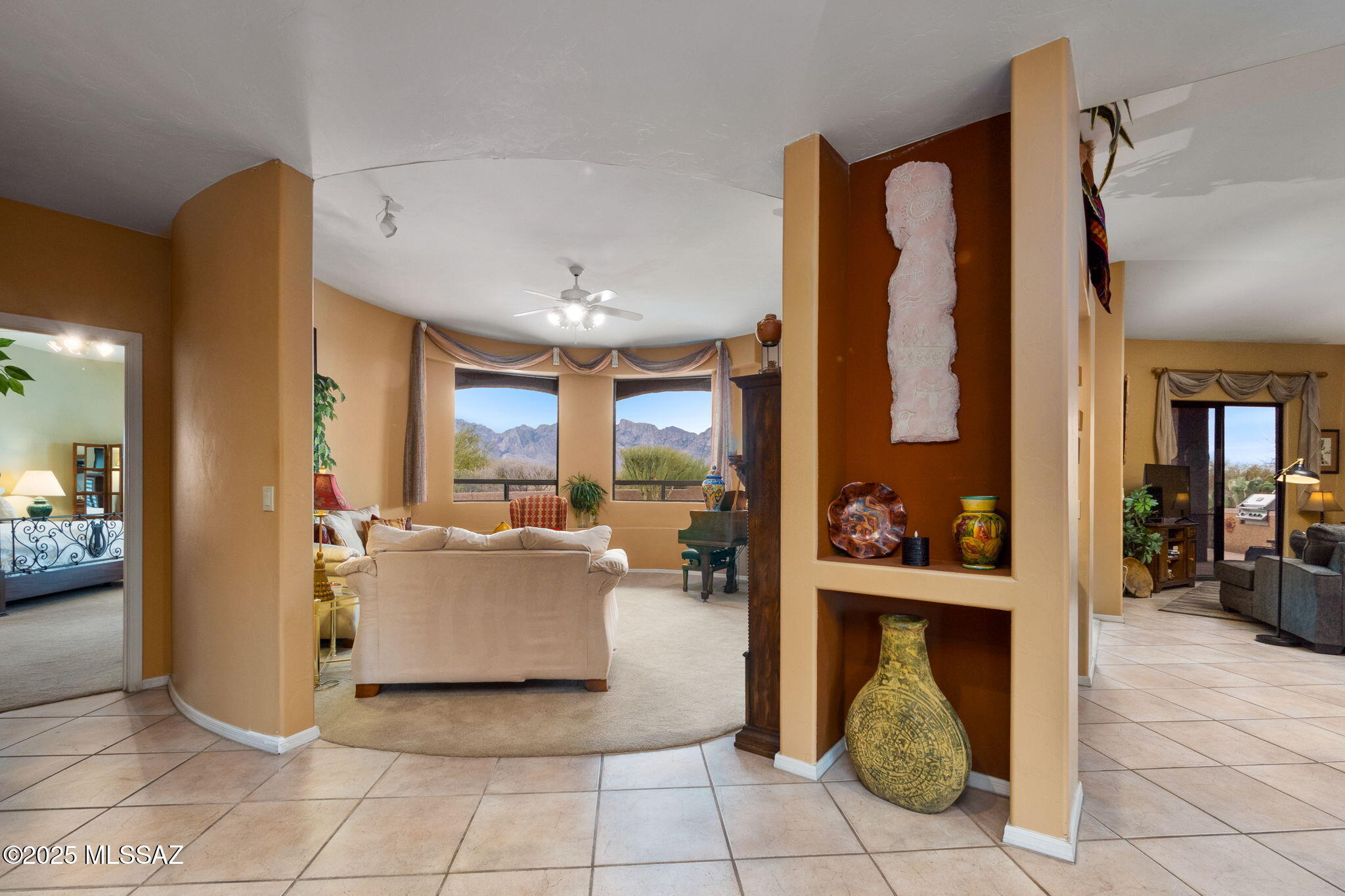 955 West Silver Spring Place Oro Valley, AZ 85755 - Photo 8 of 35