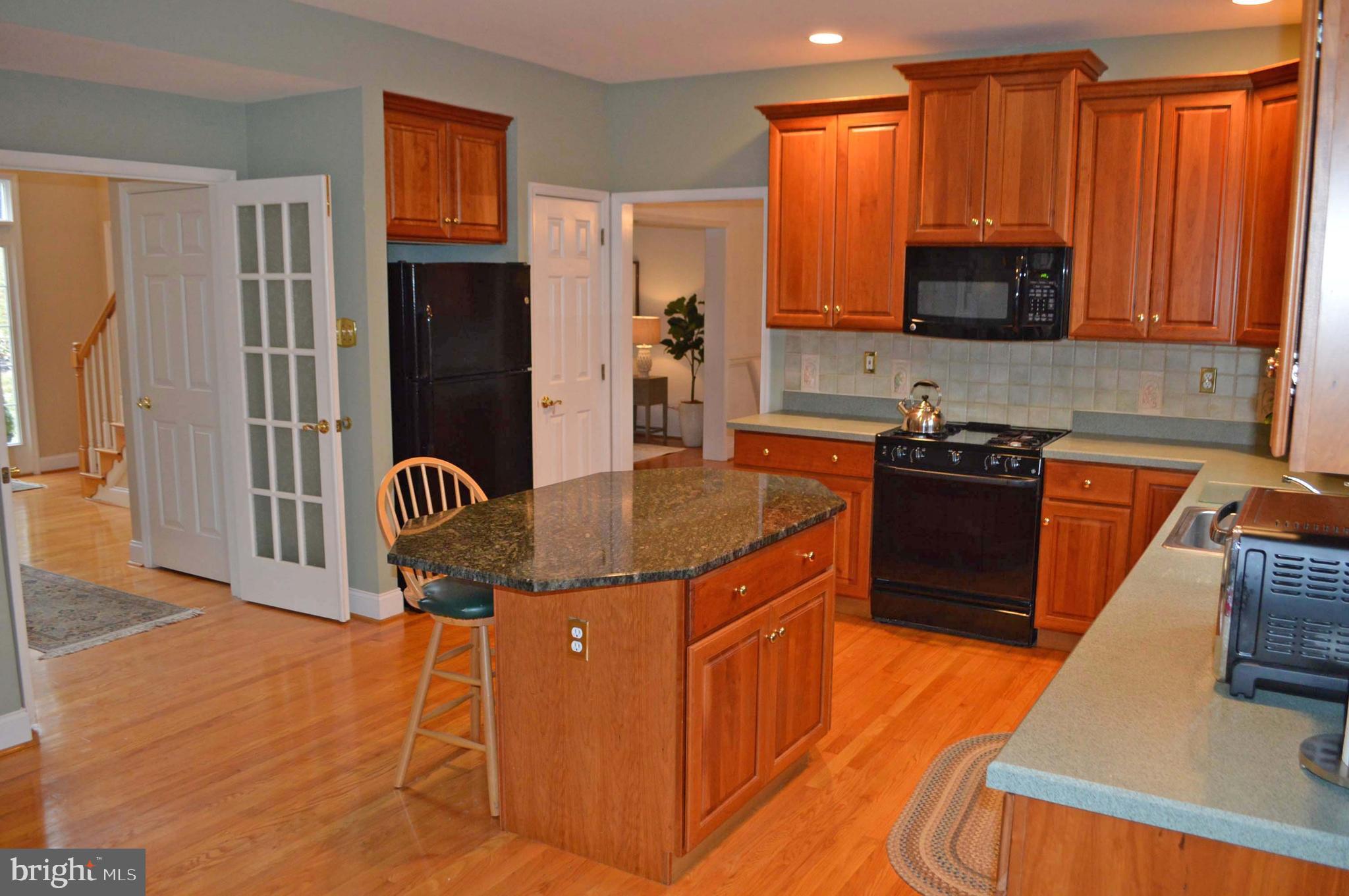 737 Hemlock Road Media, PA 19063 - Photo 15 of 38 Kitchen