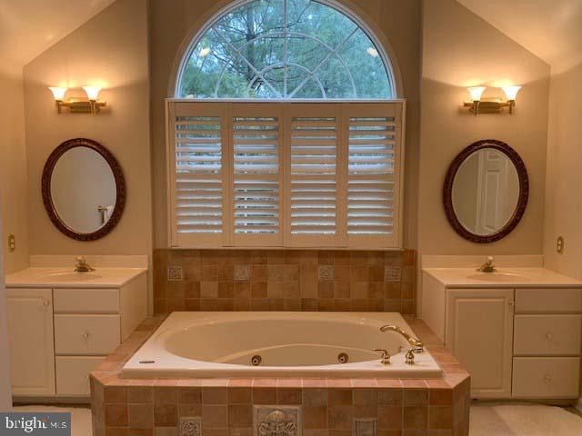 737 Hemlock Road Media, PA 19063 - Photo 26 of 38 Master Bath