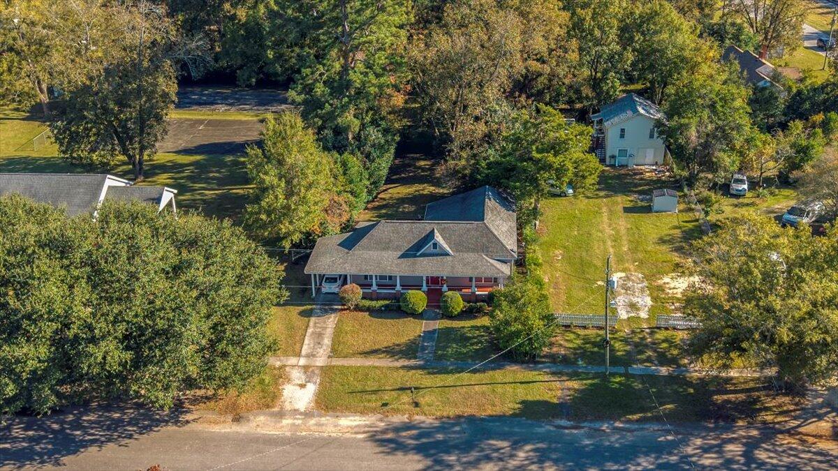 555 West Barkley Street Elloree, SC 29047 - Photo 10 of 44 10-555 W Barkley-17