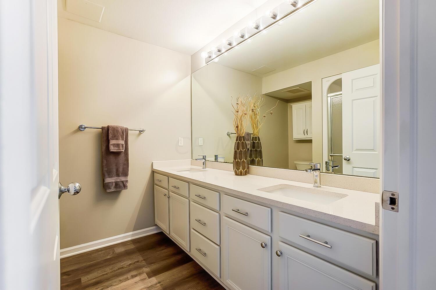 4401 Hunts Landing Road, Unit 301 Hebron, OH 43025 - Photo 29 of 41 Owner's Suite with updated water closet
