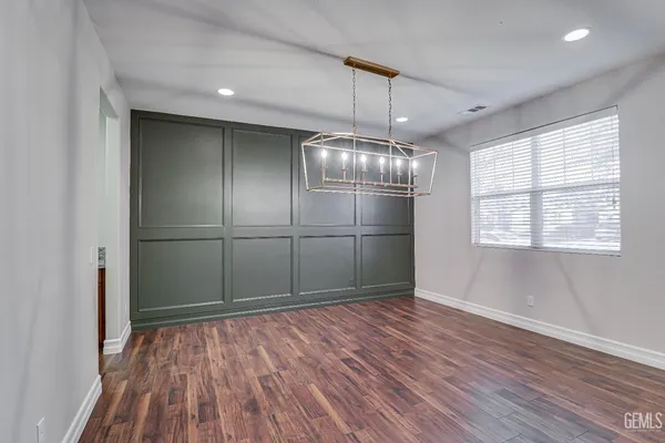 $620,000 | Undisclosed Address, Bakersfield, CA 93313