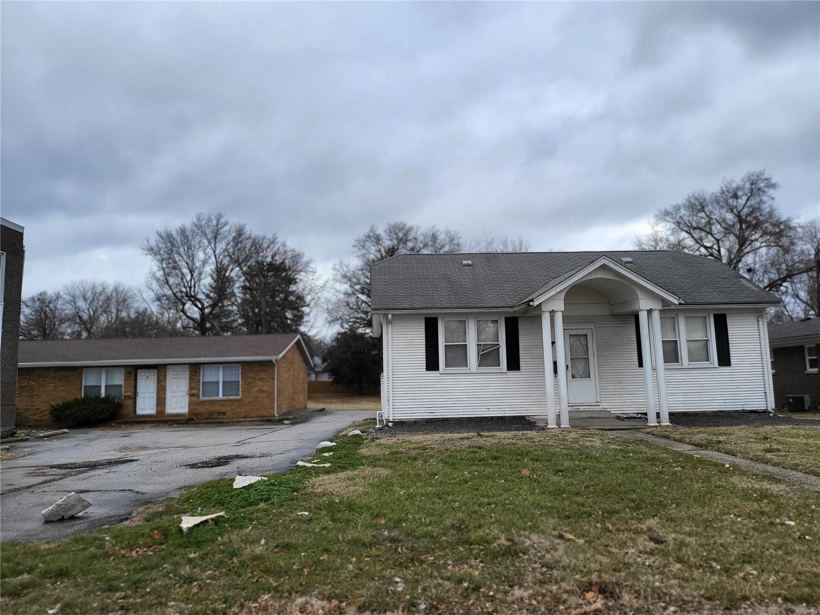 1519 Lebanon Avenue Belleville, IL 62221 - Photo 6 of 42