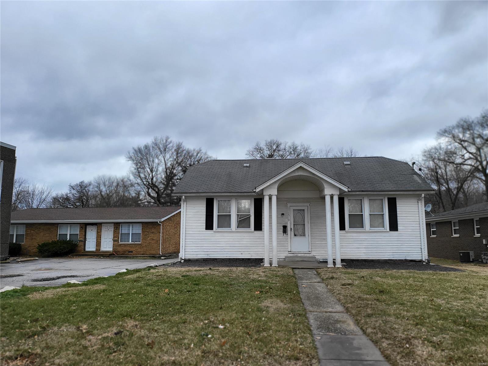 1519 Lebanon Avenue Belleville, IL 62221 - Photo 7 of 42