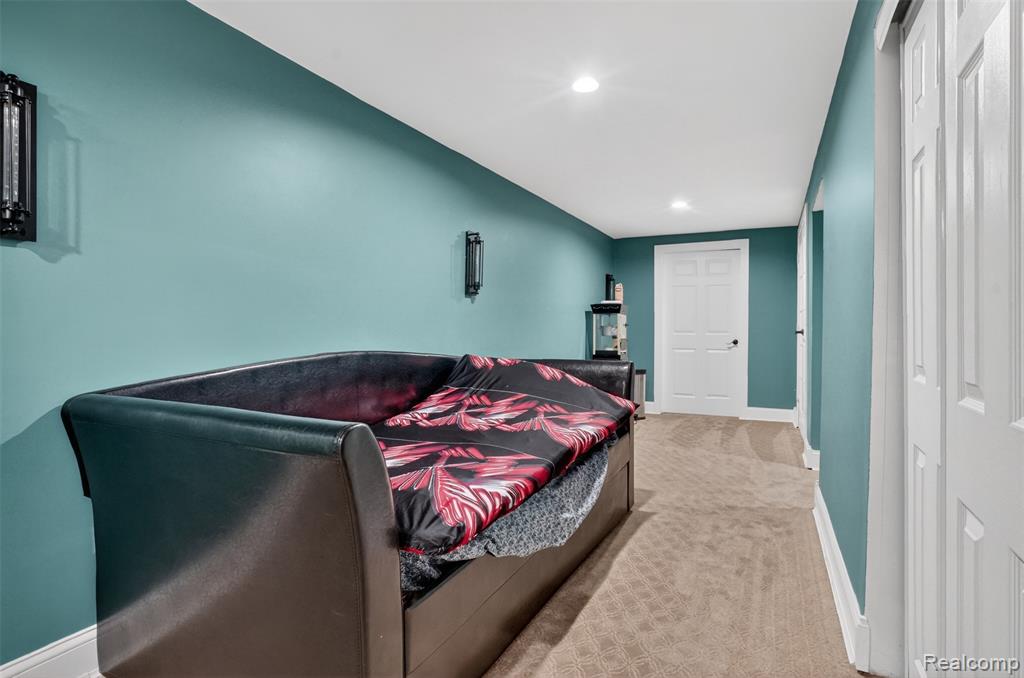2825 Long Meadow Lane Rochester, MI 48307 - Photo 18 of 37