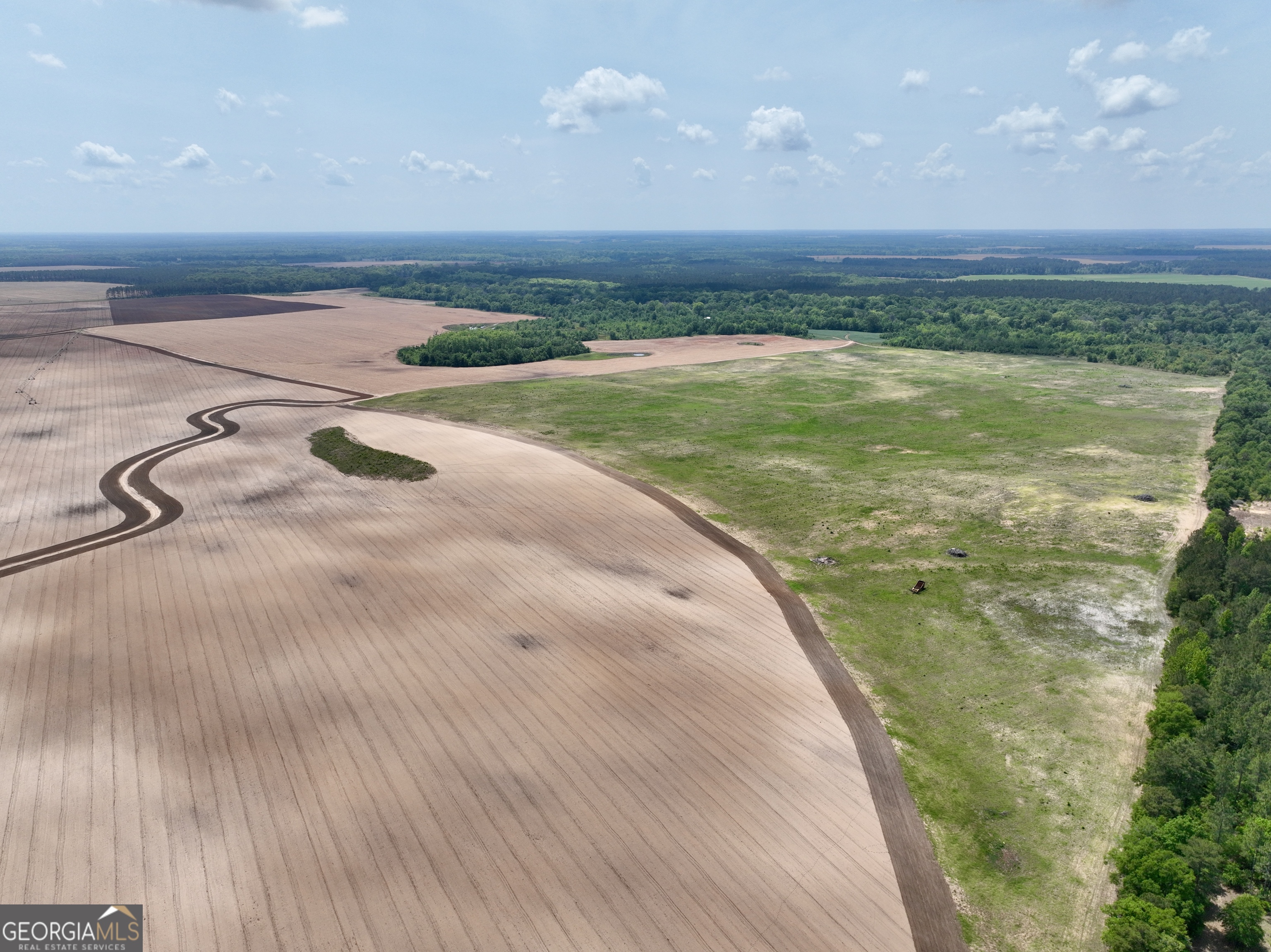 89 Griffin Road Hawkinsville, GA 31036 - Photo 32 of 48 a view of a lake view