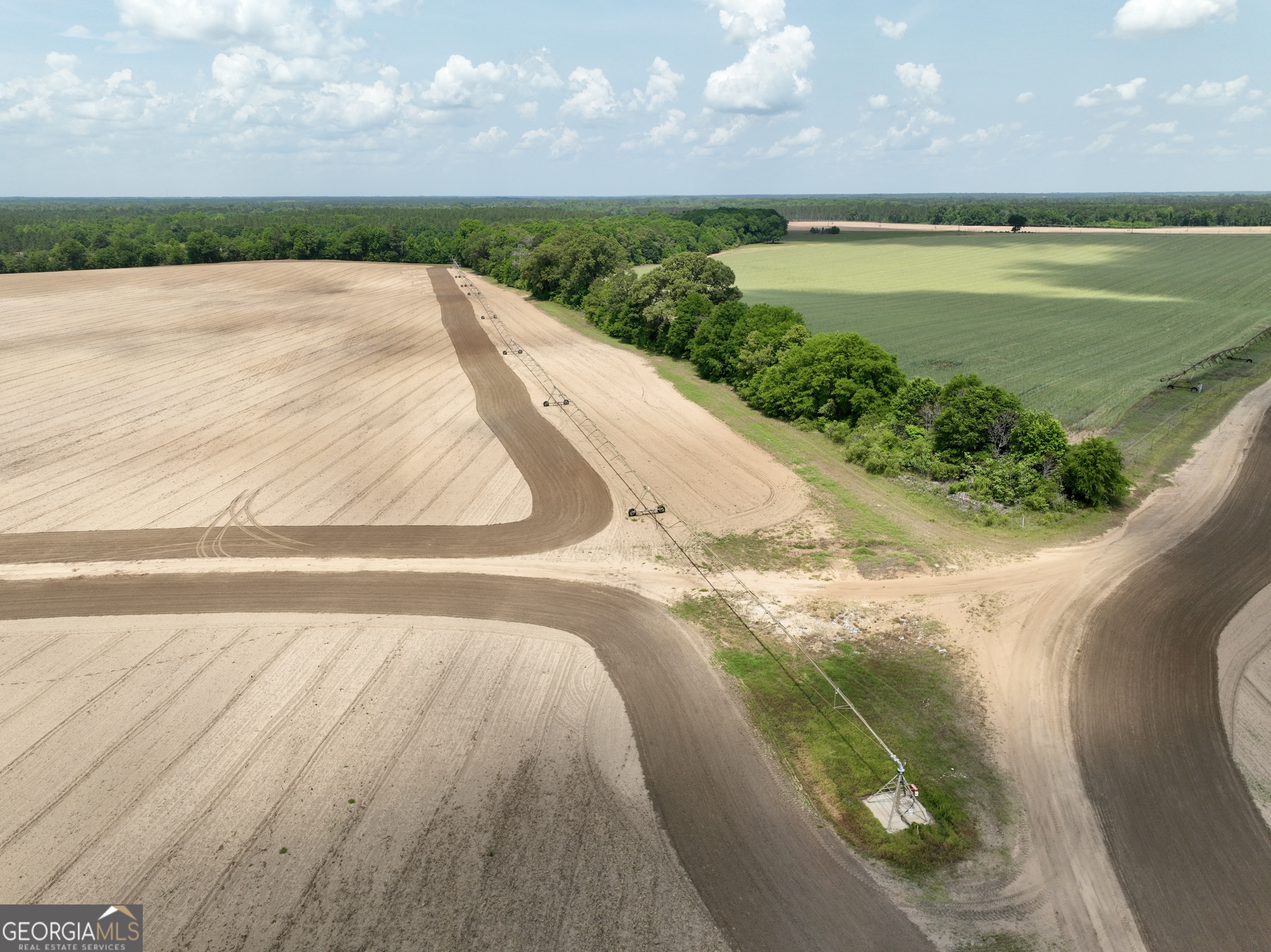 89 Griffin Road Hawkinsville, GA 31036 - Photo 45 of 48 a view of an ocean and beach