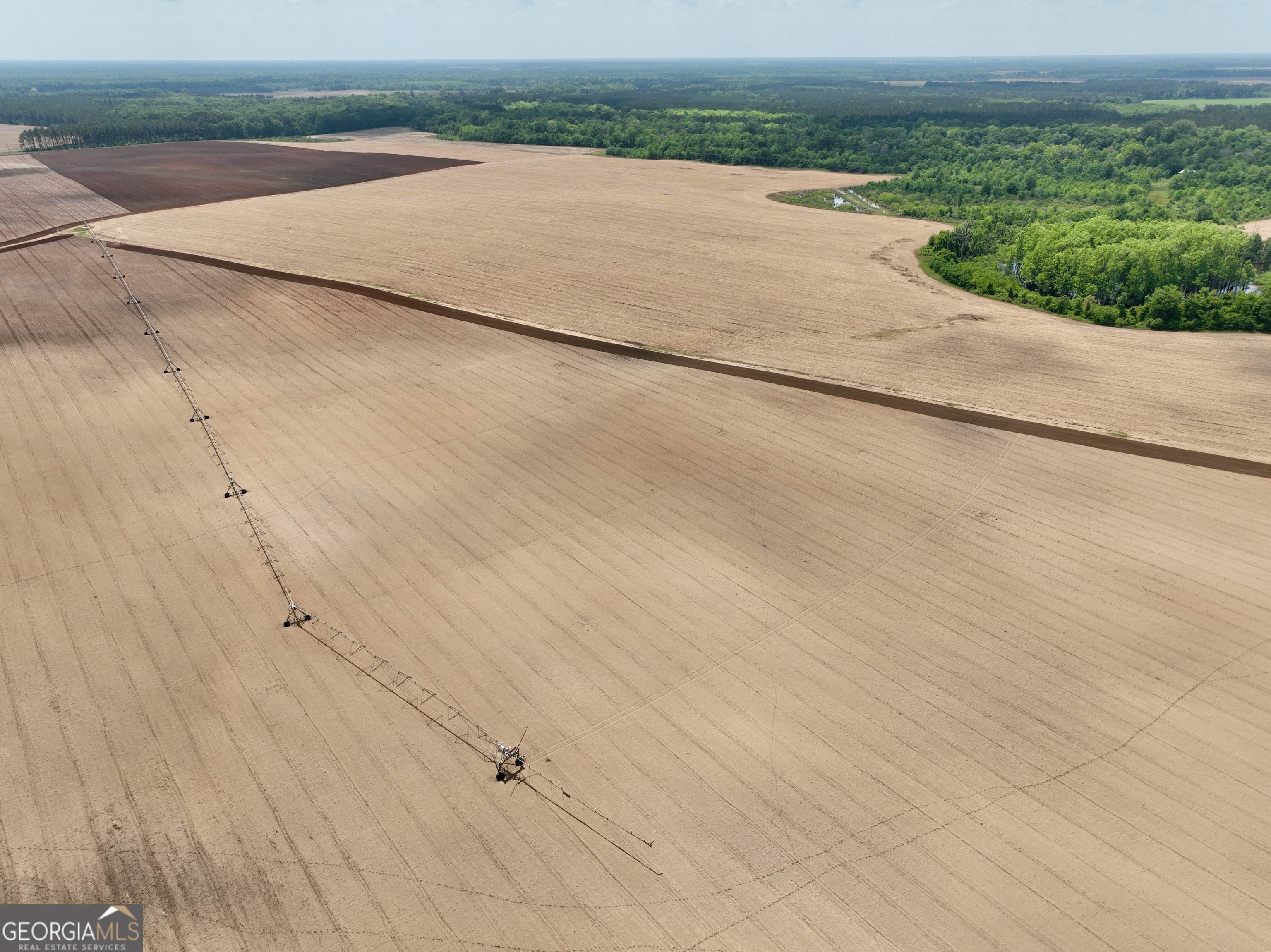 89 Griffin Road Hawkinsville, GA 31036 - Photo 5 of 48 a view of a road from a terrace