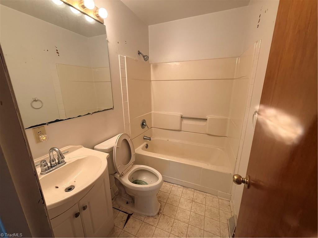 7875 Antioch Church Road Seagrove, NC 27341 - Photo 35 of 44