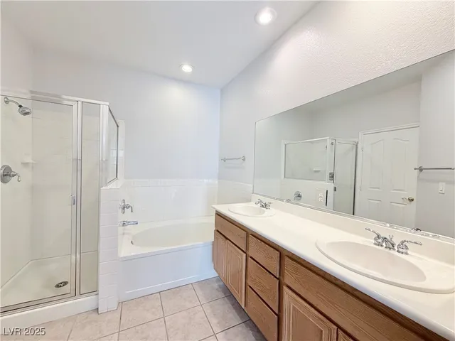 $1,900 | 9129 Hampstead Avenue, Las Vegas, NV 89145