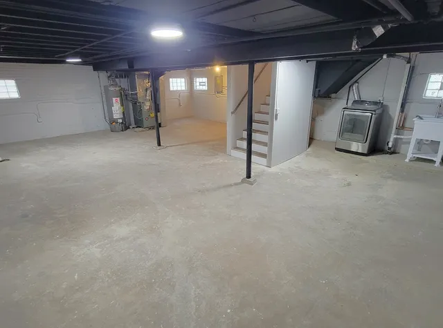 $3,000 | 7304 West 57th Street, Summit, IL 60501