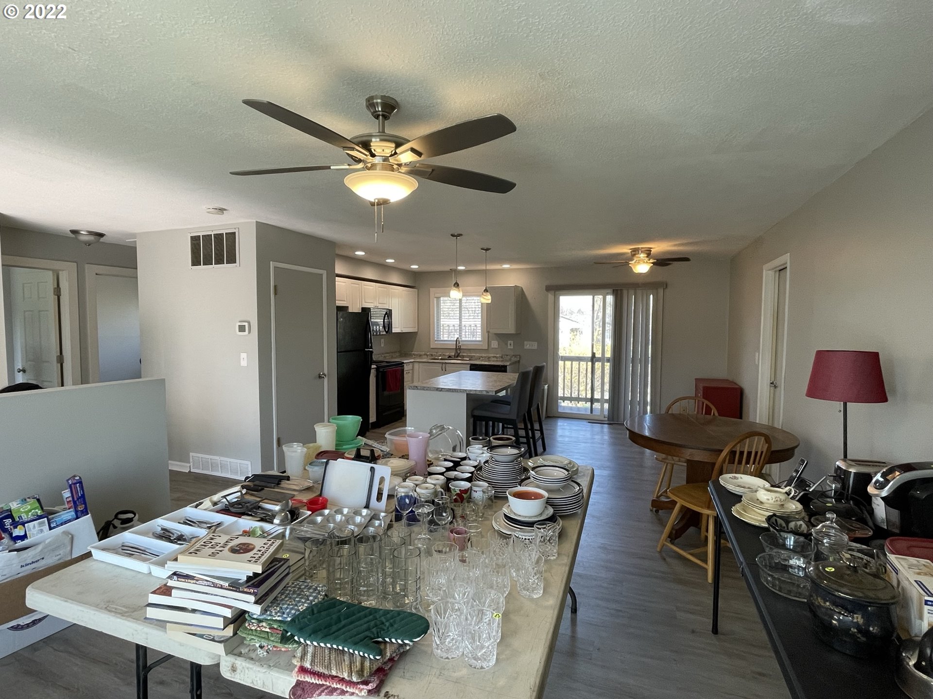 4190 Southwest Perkins Avenue Pendleton, OR 97801 - Photo 5 of 23