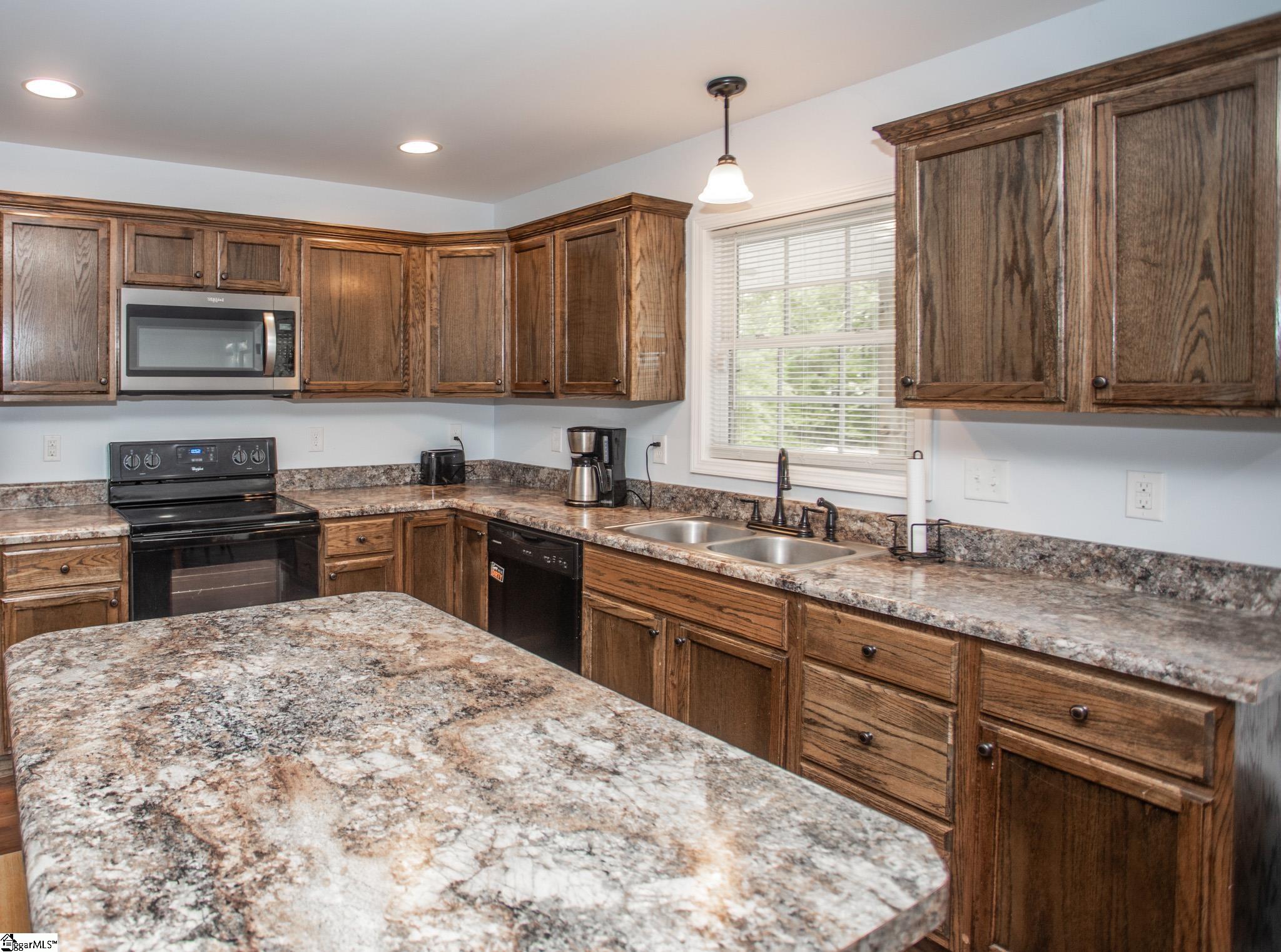 4557 Sawmill Road Gray Court, SC 29645 - Photo 14 of 36 Gallery Image 14