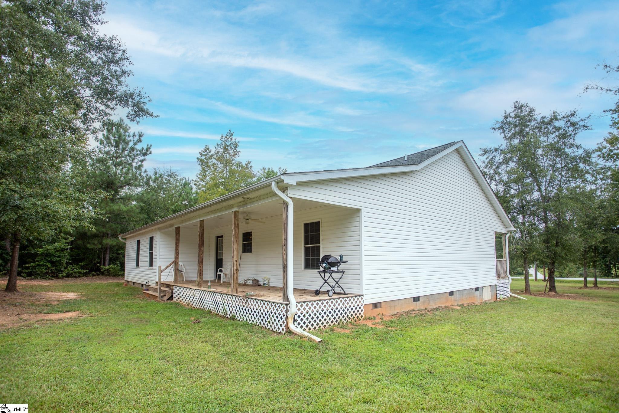4557 Sawmill Road Gray Court, SC 29645 - Photo 30 of 36 Gallery Image 30