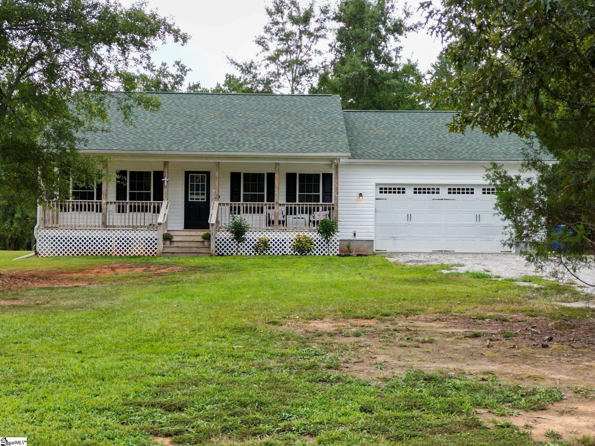 4557 Sawmill Road Gray Court, SC 29645 - Photo 3 of 36 Gallery Image 3