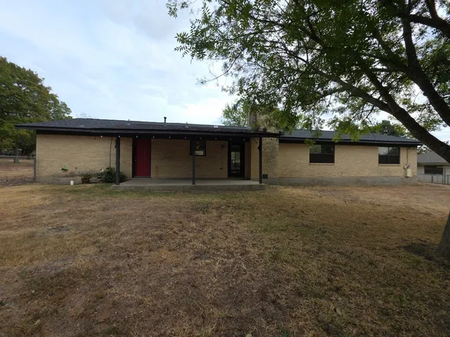 $1,950 | 306 7th Street, Pflugerville, TX 78660