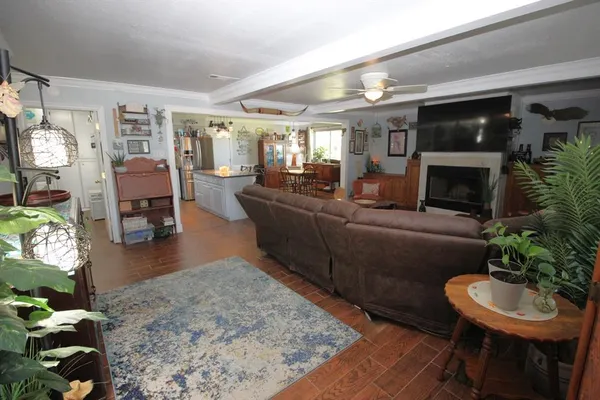 $314,000 | 205 Mason Drive, Seven Points, TX 75143