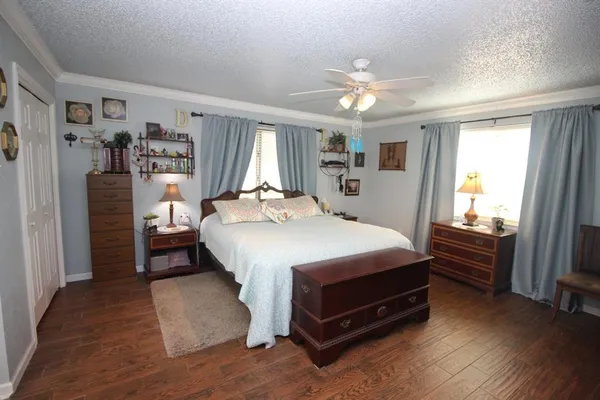 $314,000 | 205 Mason Drive, Seven Points, TX 75143