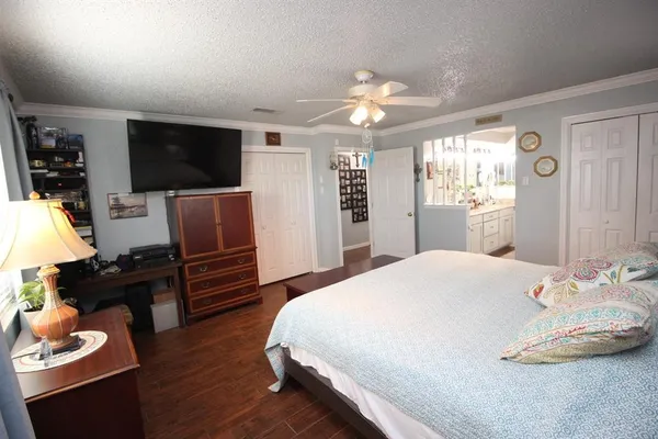 $314,000 | 205 Mason Drive, Seven Points, TX 75143