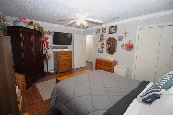 $314,000 | 205 Mason Drive, Seven Points, TX 75143
