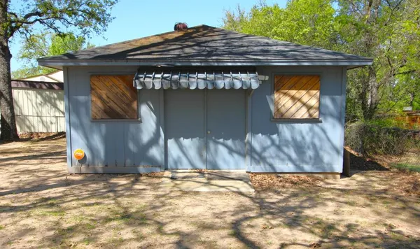 $314,000 | 205 Mason Drive, Seven Points, TX 75143