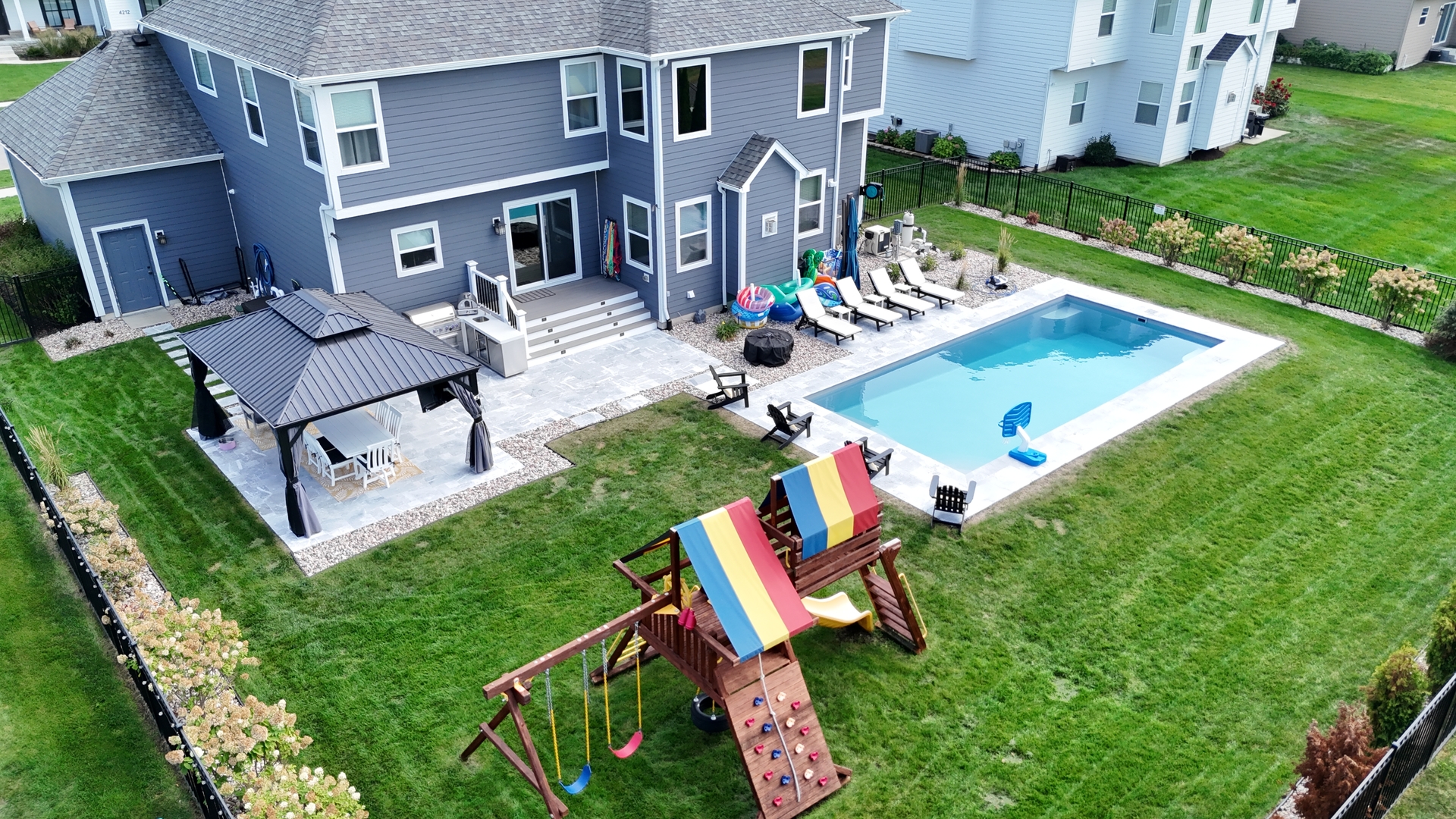 4211 Chinaberry Lane Naperville, IL 60564 - Photo 2 of 9