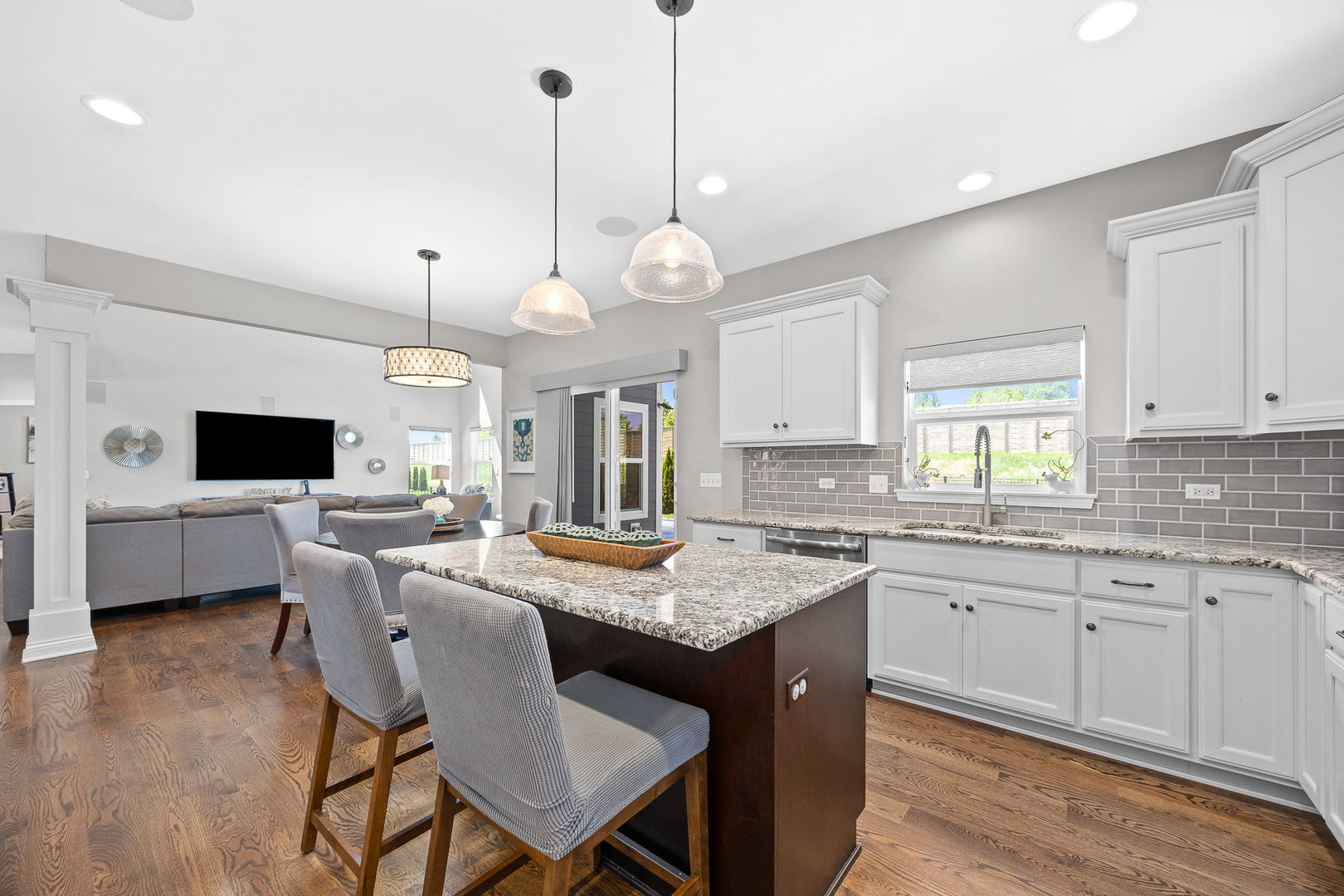 4211 Chinaberry Lane Naperville, IL 60564 - Photo 23 of 48