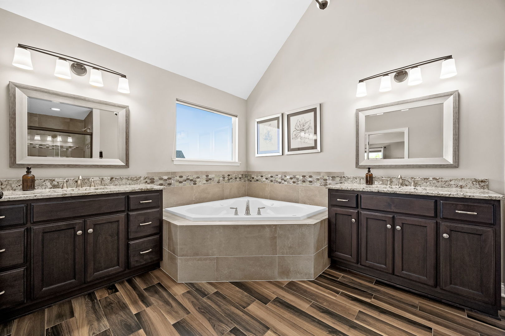 4211 Chinaberry Lane Naperville, IL 60564 - Photo 31 of 48