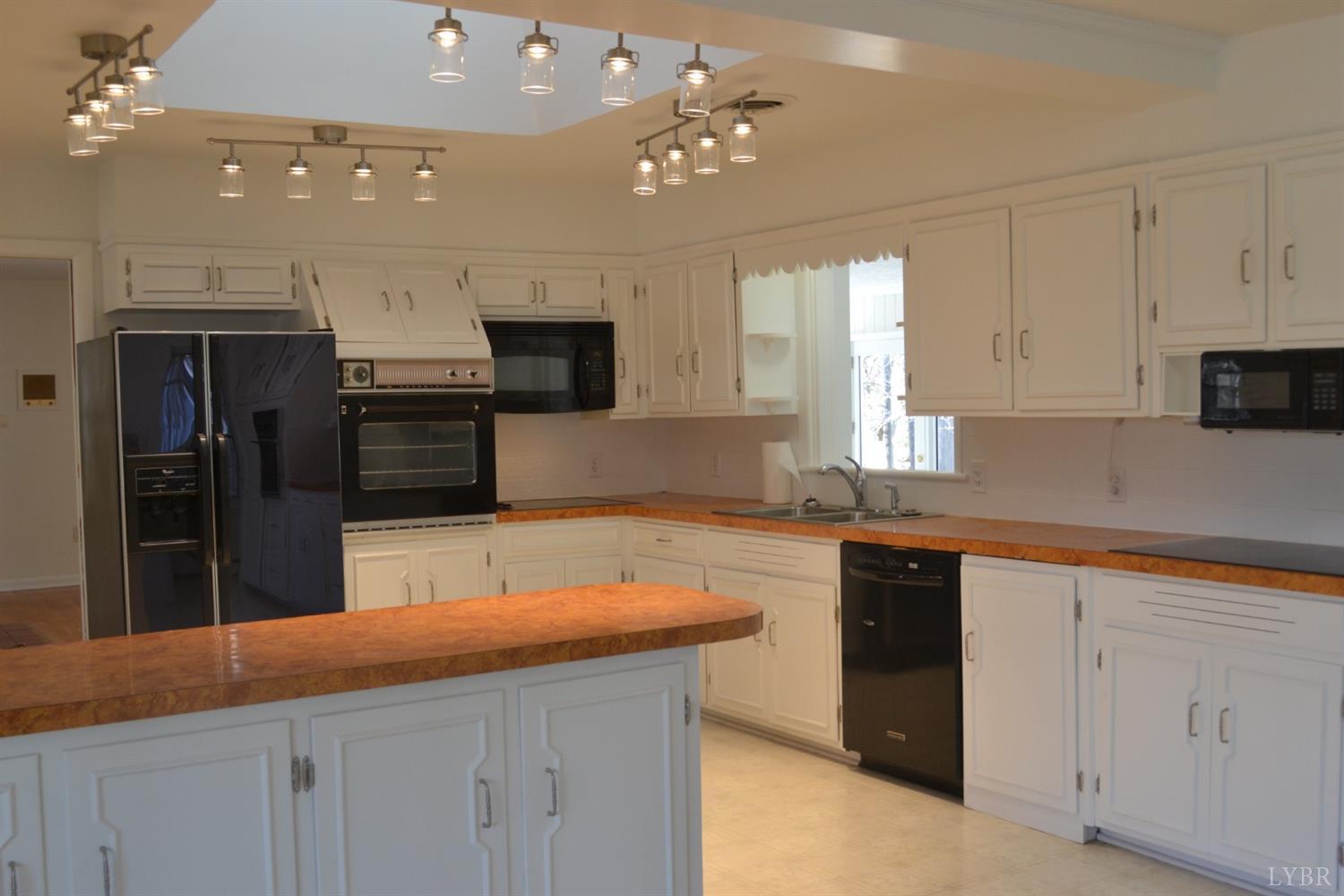 500 Winesap Road Madison Heights, VA 24572 - Photo 3 of 61 Gallery Image 3