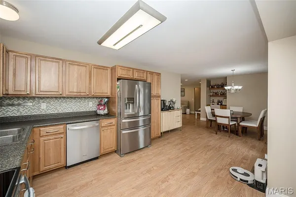 $309,900 | 1226 Kings Trail Lane, Fenton, MO 63026