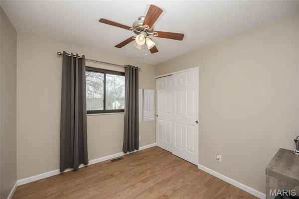 $309,900 | 1226 Kings Trail Lane, Fenton, MO 63026