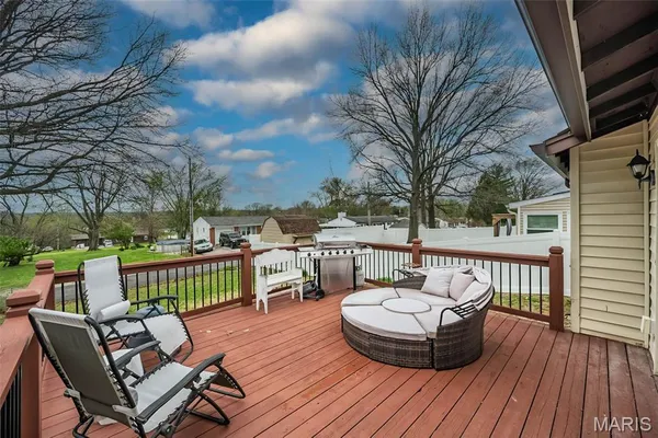 $309,900 | 1226 Kings Trail Lane, Fenton, MO 63026