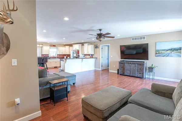 $499,900 | 20665 Private Drive 4361, Cook Sta, MO 65449