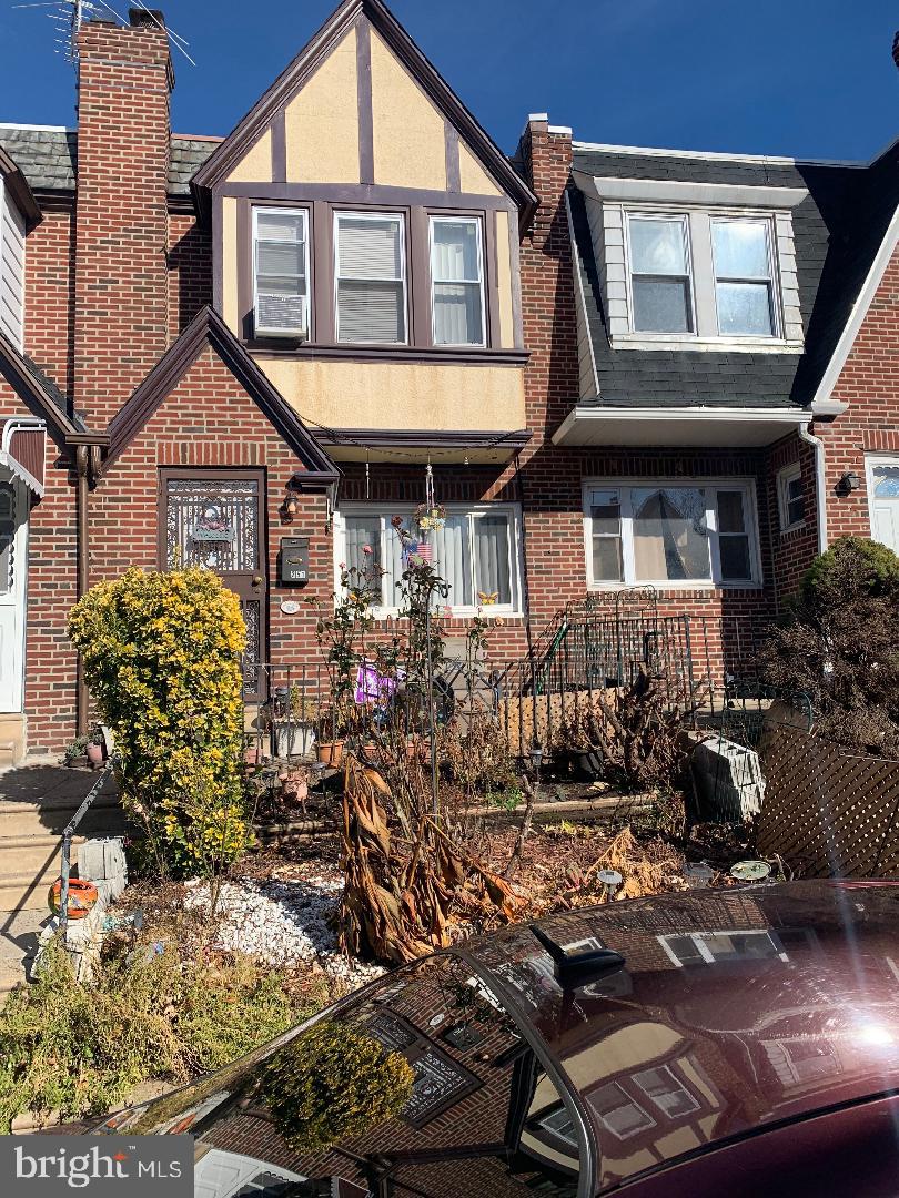 251 Sanford Road Upper Darby, PA 19082 - Photo 1 of 12