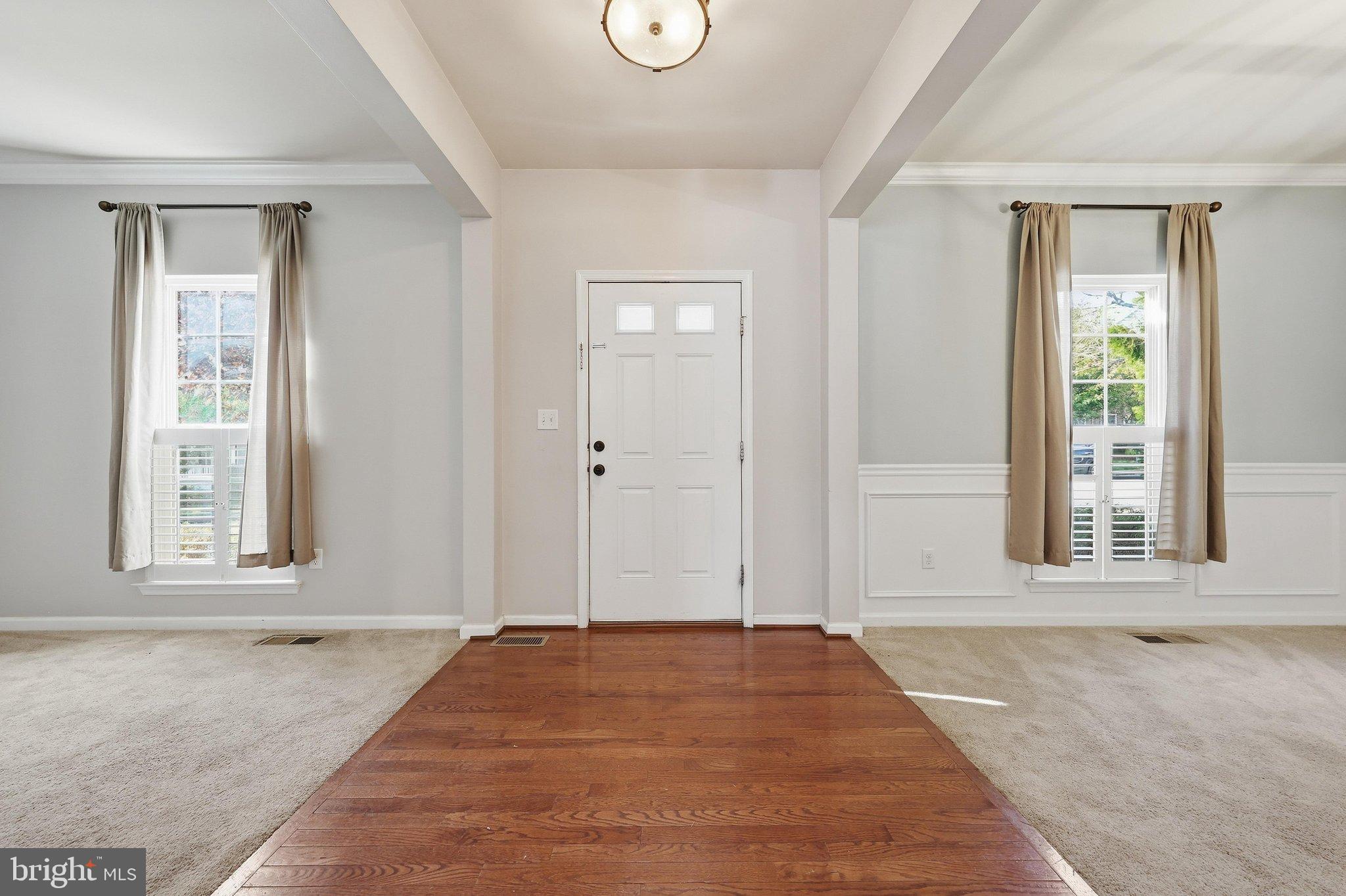 2115 Artillery Road Frederick, MD 21702 - Photo 2 of 59 Foyer