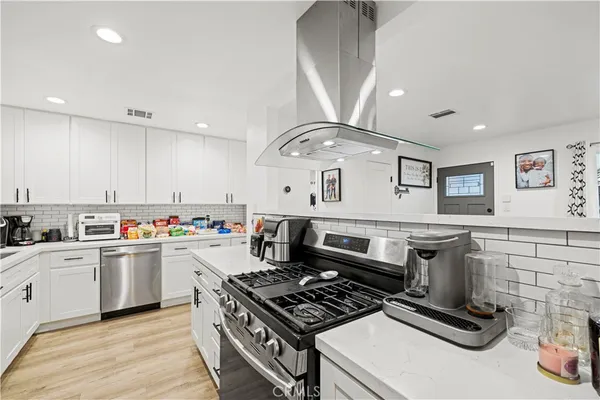 $4,300 | 467 Susan Avenue, Moorpark, CA 93021