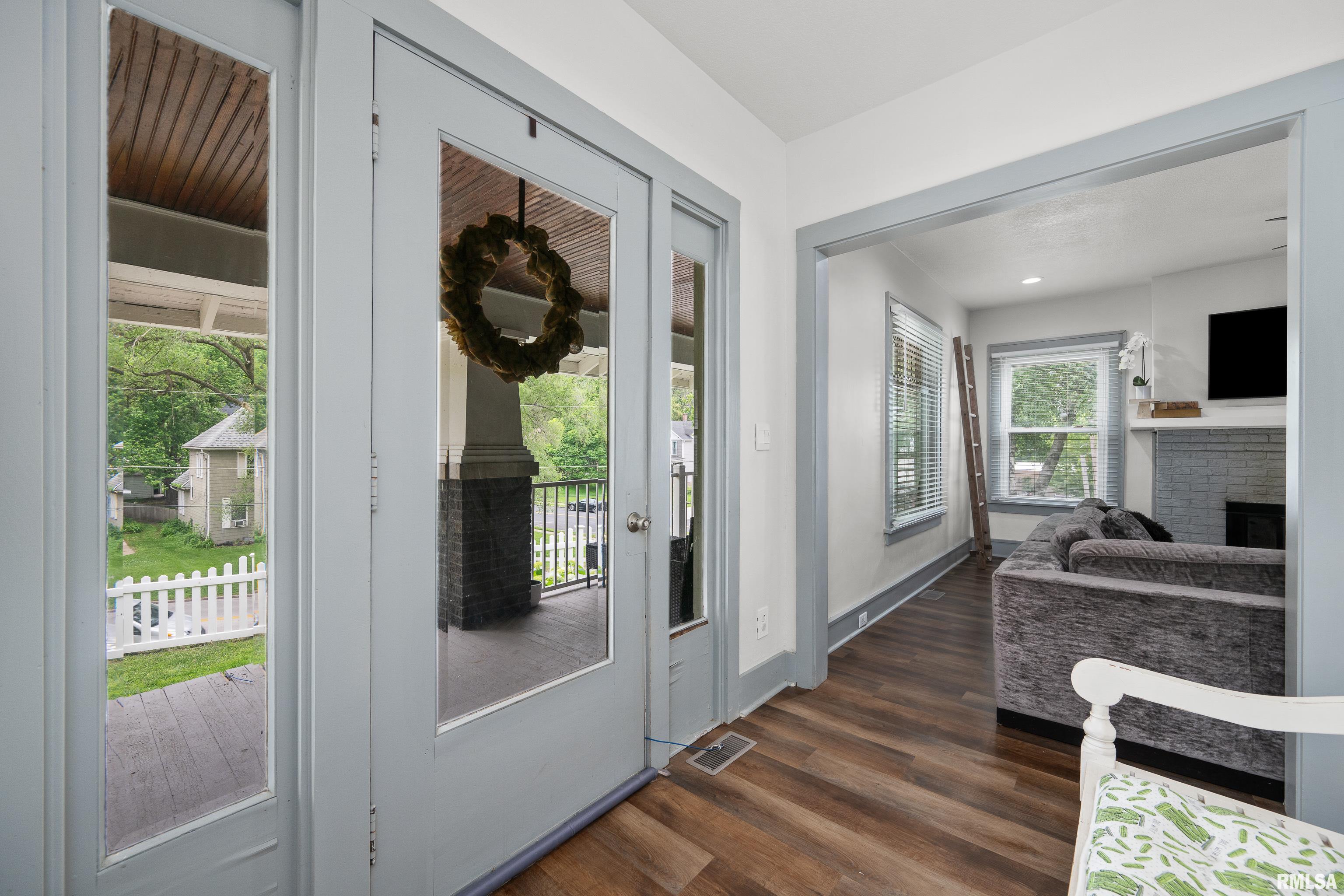 1406 Jersey Ridge Road Davenport, IA 52803 - Photo 13 of 38 Gallery Image 13