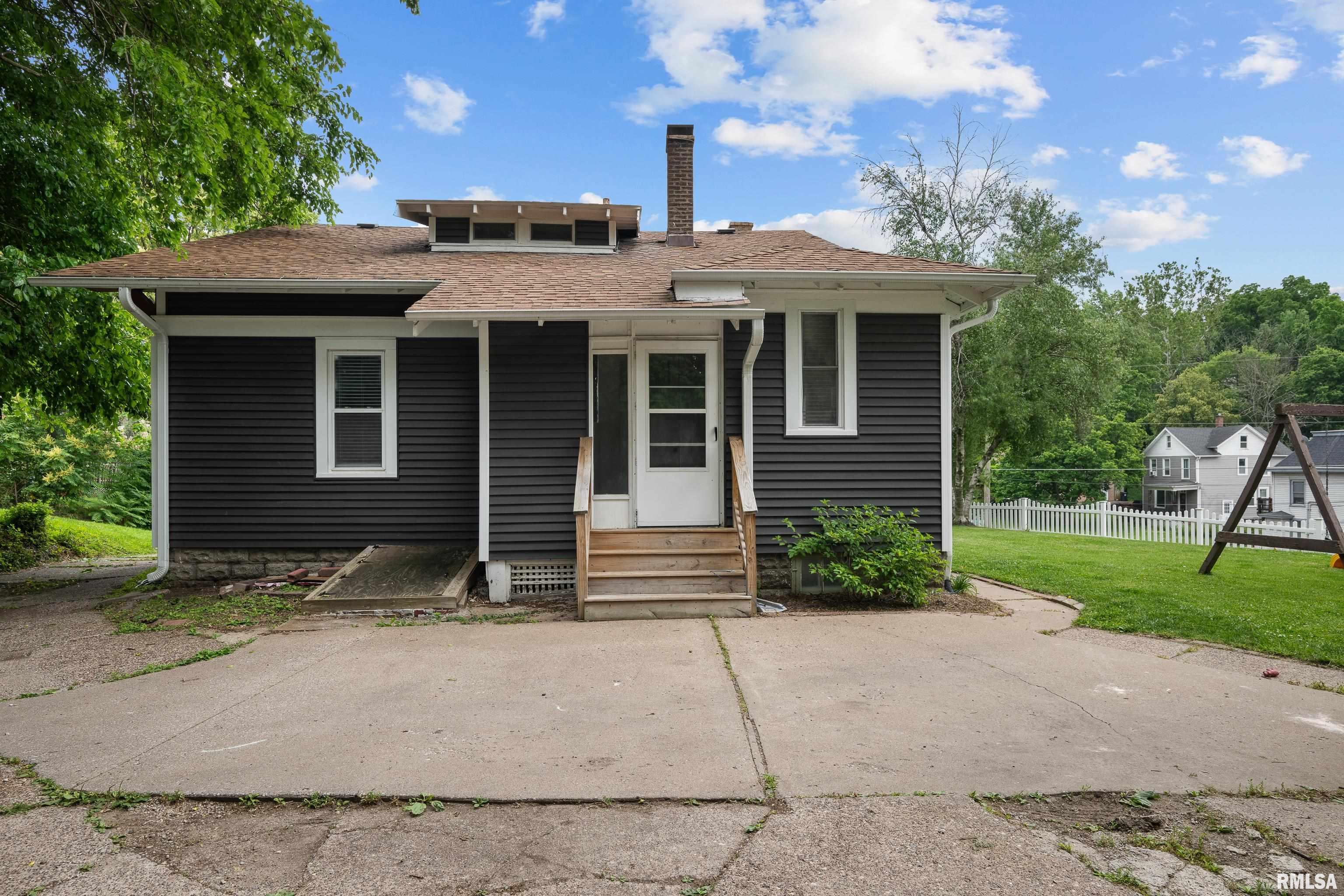 1406 Jersey Ridge Road Davenport, IA 52803 - Photo 36 of 38 Gallery Image 36