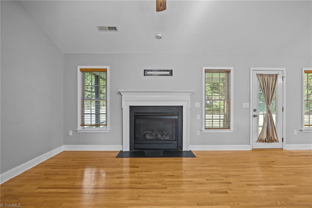 9512 Oakbrook Ridge Rural Hall, NC 27045 - Photo 8 of 40
