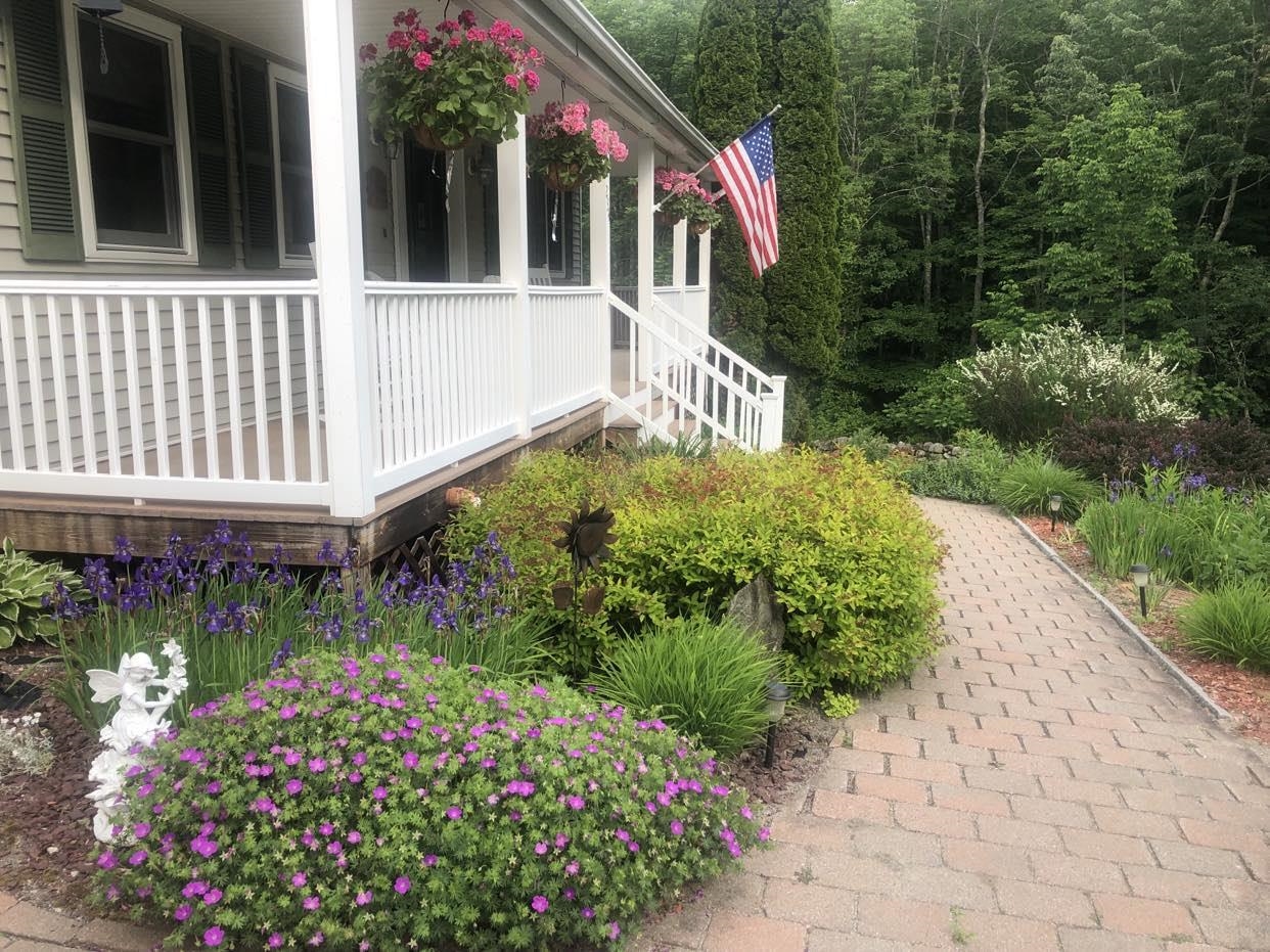 234 Paige Hill Road Goffstown, NH 03045 - Photo 1 of 50